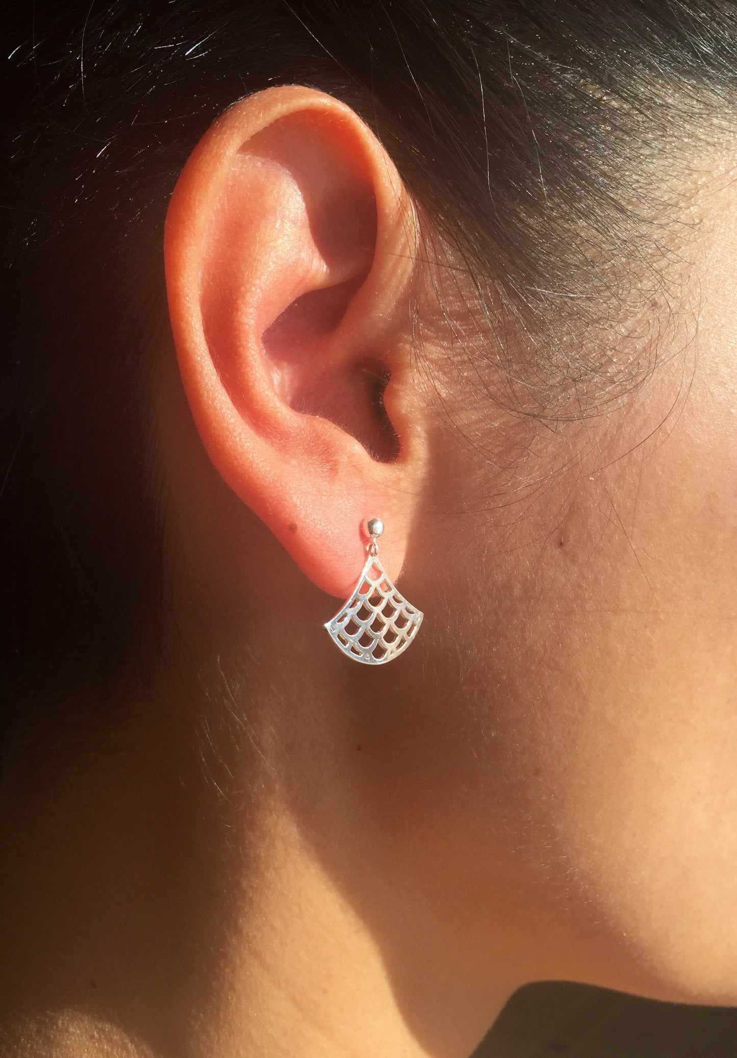 Boucles d'oreille Vague Seigaiha , argent sterling, inspiration Japon. Bijoux minimalistes.