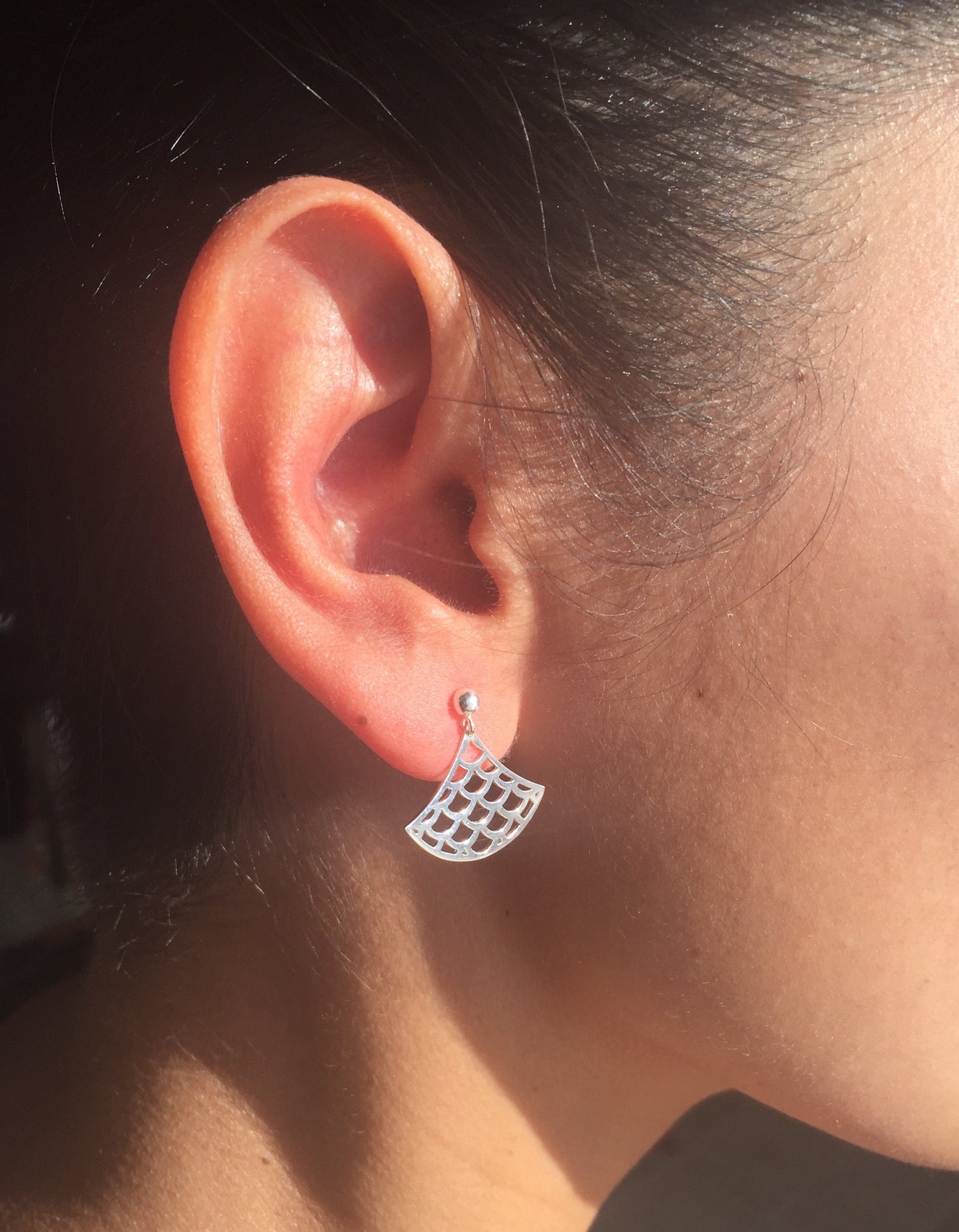Boucles d'oreille Vague Seigaiha , argent sterling, inspiration Japon. Bijoux minimalistes.