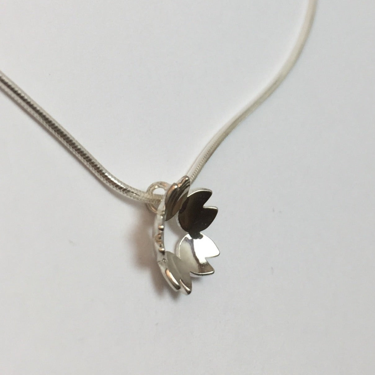 Pendentif Sakura, fleurs de cerisier, argent sterling, bijou d'inspiration Japonaise.