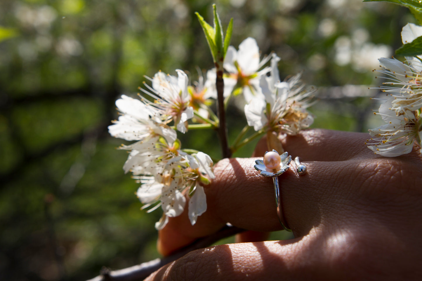 Bague Sakura, fleurs de cerisier, argent sterling et perles, bijou d'inspiration Japonaise.