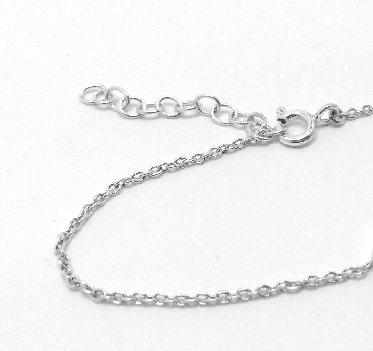 Bracelet Sakura, fleurs de cerisier, bijou minimaliste, argent sterling, bijou d'inspiration Japonaise.