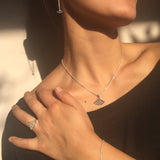 Enfile aiguille boucles d'oreille Vague Seigaiha , argent sterling,  inspiration Japon. Bijoux minimalistes.