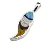 Pendentif Plume 15 en argent sterling et micro-mosaïque de verre, avec chaîne en argent sterling.